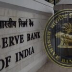 If the bank does not return the property documents within 30 days after repaying the loan, then it will have to pay a fine of Rs 5000 every day, order of the Reserve Bank.