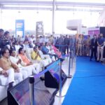 CM Yogi inaugurated the first flight service between Lucknow and Varanasi