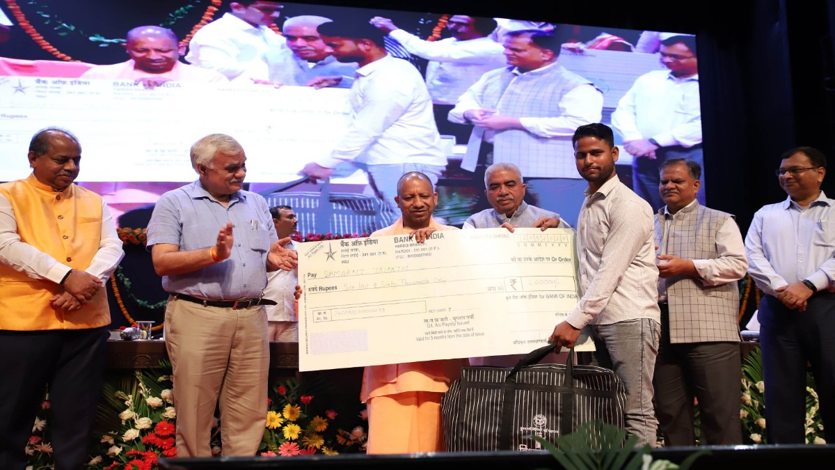 CM Yogi created history by giving Rs 50,000 crore to MSME entrepreneurs