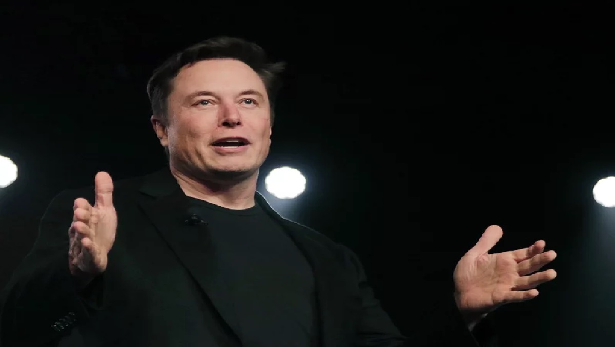 Jolt To Elon Musk!: One post is costing Elon Musk heavily, X is likely to suffer a loss of 7.5 billion dollars, Elon musk post against jews could cost x 7.5 billion dollars as companies withdraw advertisements