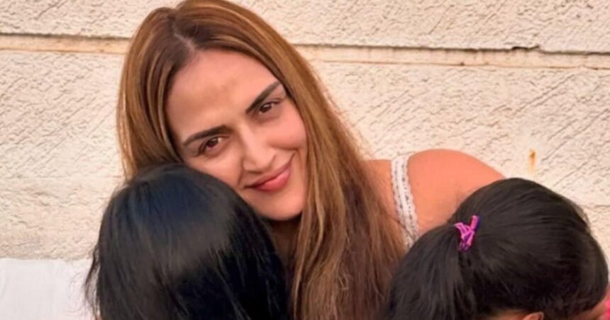 Amidst divorce rumours, Hema-Dharmendra's darling Esha Deol made a cryptic post, said- 'Sometimes you have to let go...'
