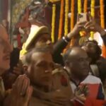 Anupam Kher reached Hanuman Garhi temple in Ayodhya, targeted the opposition, said - 'It is not his destiny to come'