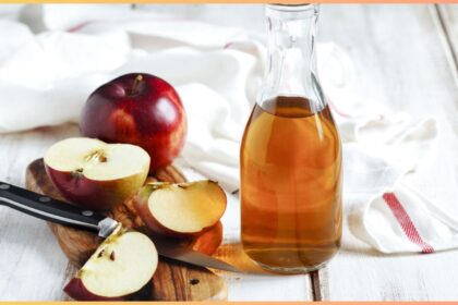 From cleaning the tongue to warding off flies and mosquitoes, apple cider vinegar is very useful - India TV Hindi
