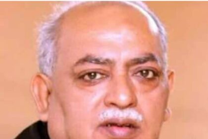 Munawwar Rana has a long association with controversies, know when the famous poet was in the headlines.