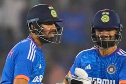 Who will be India's wicketkeeper?  stormy batsman or experienced player
