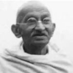 Why did Mahatma Gandhi advise to abolish Congress?