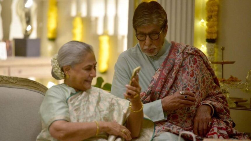 Amitabh and Jaya are the owners of 17 vehicles, after knowing the bank balance, stars will be visible during the day - India TV Hindi