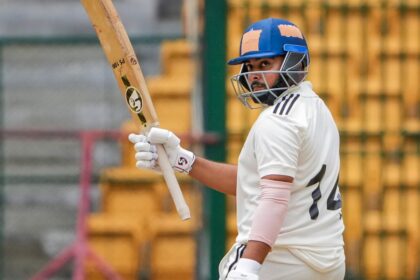 Prithvi Shaw made a strong comeback in T20 cricket style, scored a century in just one session in Ranji match - India TV Hindi