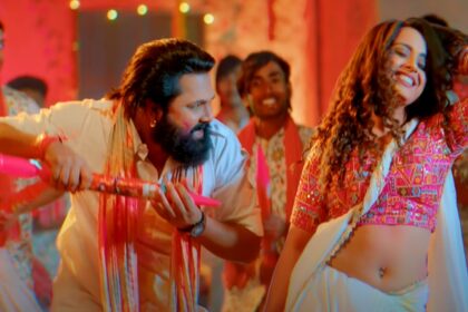 Samar Singh New Holi Song: Before Holi, Holi intoxication engulfs Samar Singh and Pooja, both the artists looked drenched in colours.