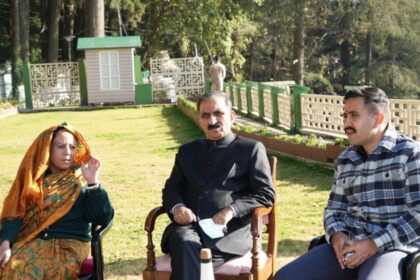 Big blow to Congress in Himachal, State President Pratibha Singh will not contest Lok Sabha elections