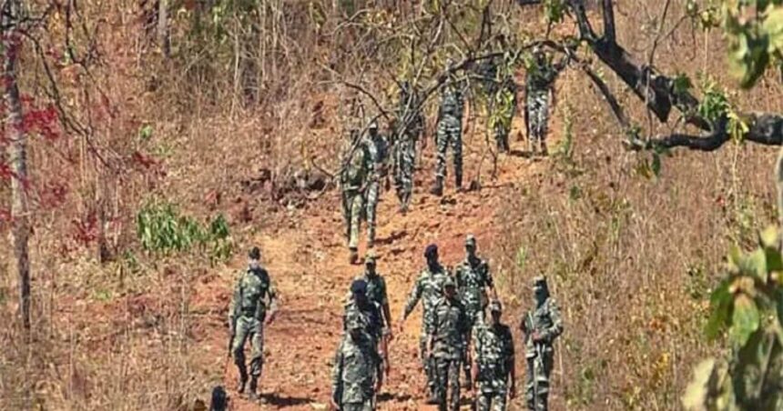Early morning encounter in Gadchiroli, Maharashtra, police killed 4 Naxalites