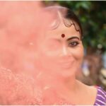 Gopi Bahu dressed up in the colors of Holi as a Bengali girl, this style of Devoleena will fascinate you - India TV Hindi