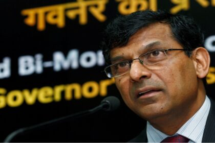 India's entry into chip manufacturing is a disastrous race... This is what Raghuram Rajan said - India TV Hindi