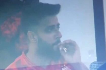 Pakistani cricketer seen smoking cigarette in PSL, shameful act caught on camera, watch video