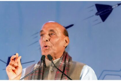 Rajnath Singh is now going to Leh instead of Siachen, will play Holi with security forces - India TV Hindi