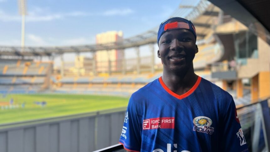 SRH vs MI: 17 year old player's luck opened in IPL, made debut for Mumbai Indians - India TV Hindi