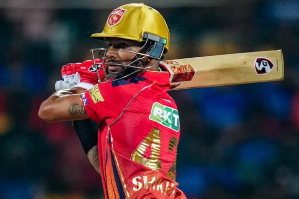 Shikhar Dhawan: Dhawan did a great job by hitting just one six, achieved a special position in IPL - India TV Hindi