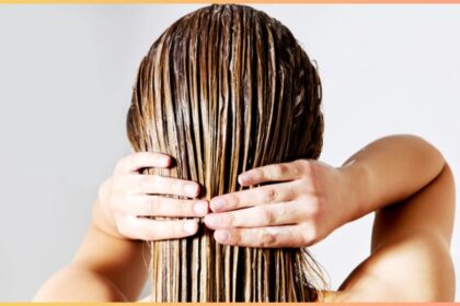 Should hair be washed after applying conditioner?  Know what is its correct rule - India TV Hindi