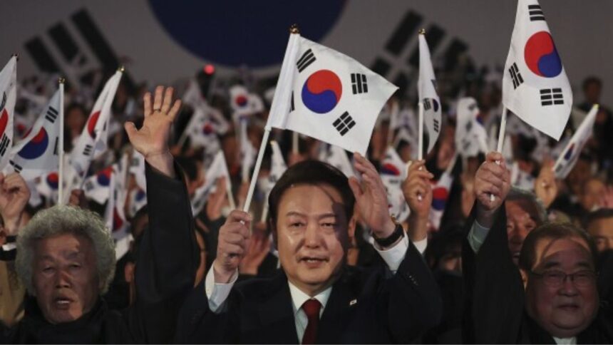 Signs of huge upheaval in South Korean politics, bilateral system may break - India TV Hindi
