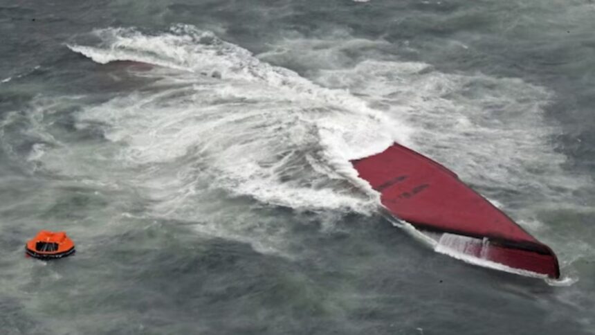 South Korea's chemical tanker capsizes in Japan's waters, many people missing - India TV Hindi