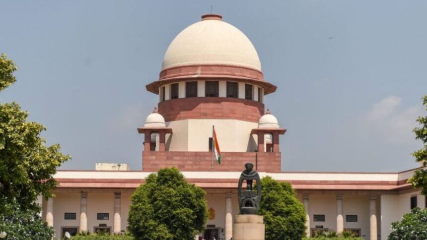 Supreme Court becomes strict on Tamil Nadu Governor, reprimands Ponmudi for not administering oath - India TV Hindi