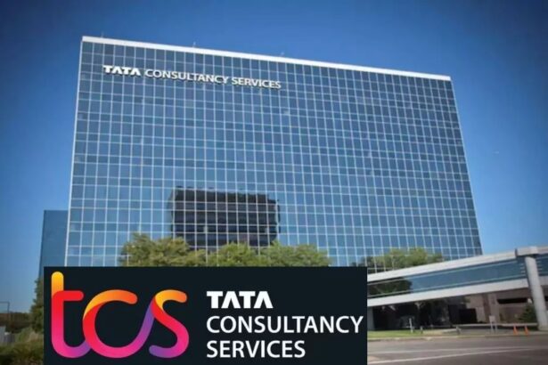 TCS's big preparation regarding AI, training given to 3.5 lakh employees - India TV Hindi