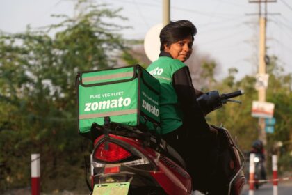 Zomato will now deliver vegetarian food separately, started 'Pure Veg Mode' - India TV Hindi