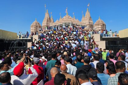 Abu Dhabi Hindu Temple: More than 65 thousand devotees gathered for darshan on the very first day - India TV Hindi