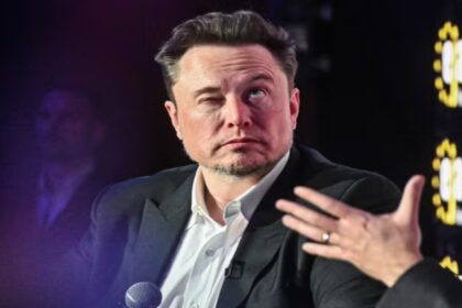 Elon Musk takes a dig at Meta after Facebook-Instagram crash, "Our servers..." - India TV Hindi