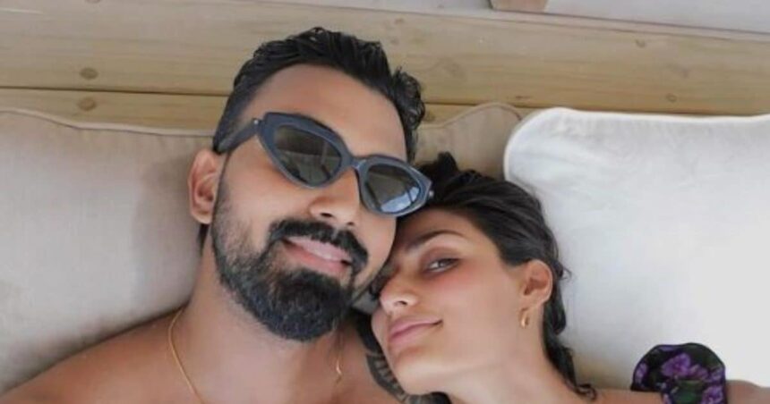 Actress wife became romantic on cricketer husband's birthday, shared photo from bedroom