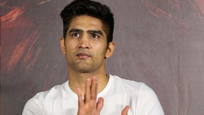 Boxer Vijender Singh joins BJP, where will he get the ticket?  - India TV Hindi