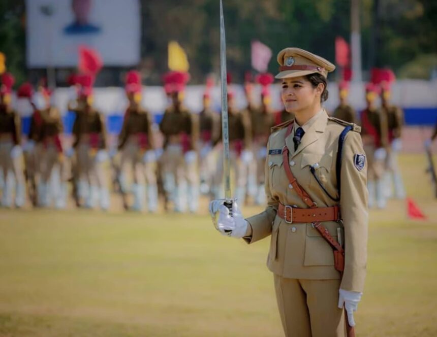 Can anyone become IPS after passing UPSC, what should be the height, chest and vision?