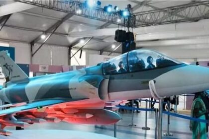 Defense export worth Rs 21000 crore in 1 year, wonder of Make in India