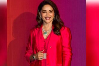 Dhak Dhak girl Madhuri Dixit told who is her charioteer, the one who supported the actress from the beginning of her career.