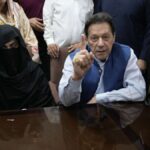 Imran Khan's big allegation, said - wife Bushra Bibi was given poison mixed food - India TV Hindi
