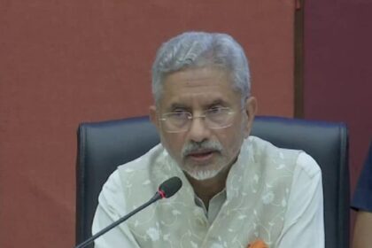 Nehru had said- India later, China first;  PoK is a mistake of the past – Jaishankar