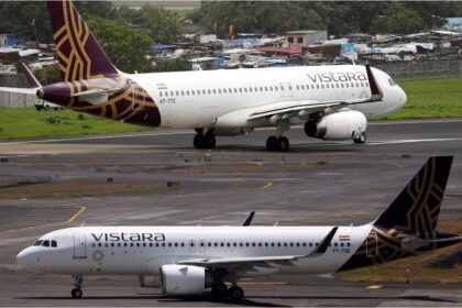 Vistara on back foot after cancellation of more than 100 flights, talked to pilots - India TV Hindi
