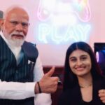 Who is this girl?  PM's meeting in Gamers Meet, counted among the top gamers of the country