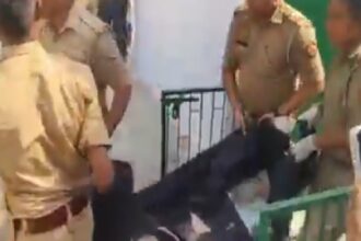 Agra Murder: Dead body of a semi-nude girl found soaked in blood in a mosque near Taj Mahal, police suspect murder after rape, Suspected rape and murder in mosque near Taj Mahal in Agra