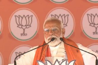 As long as Modi is alive, I will not let the reservation rights of SC-ST, OBC and backward classes be snatched away, PM Modi said in Bihar