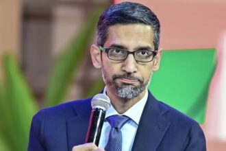 Google CEO Sundar Pichai's wealth reached almost 1 billion dollars, benefited from increase in share price - India TV Hindi