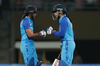 Indian women's team defeated Bangladesh in the fourth consecutive match after entering the house.
