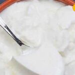 Sugar or salt...what is more beneficial to add to curd?  Learn from experts