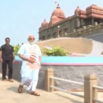 PM Modi's 45-hour meditation session in Kanyakumari completes, first picture surfaces - India TV Hindi