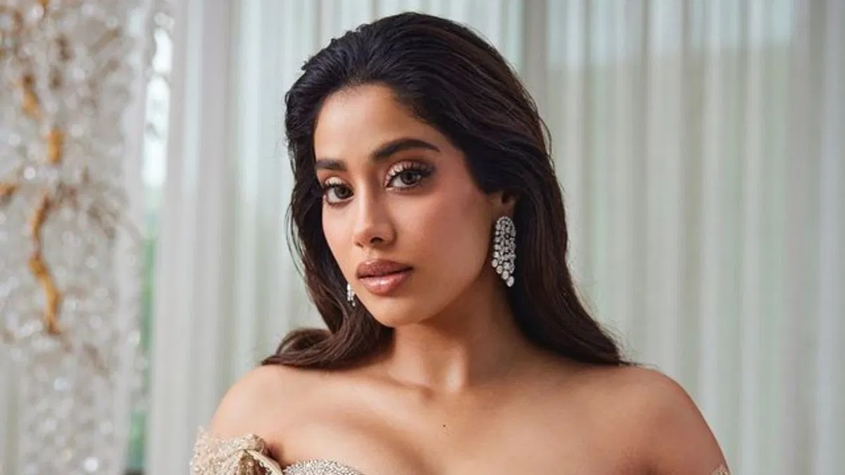 Janhvi Kapoor Hospitalised: Film actress Janhvi Kapoor is unwell, admitted in hospital, know what is the problem