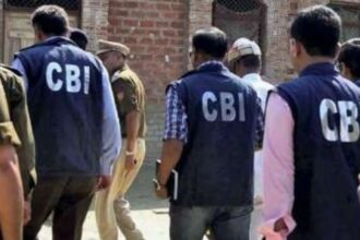 CBI takes big action in railway tender corruption case, DRM and several other officials arrested - India TV Hindi