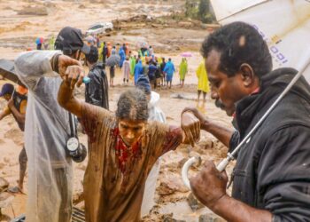Disaster rained from the sky in Wayanad... Mountains slipped, landslide took the lives of 126 people - India TV Hindi