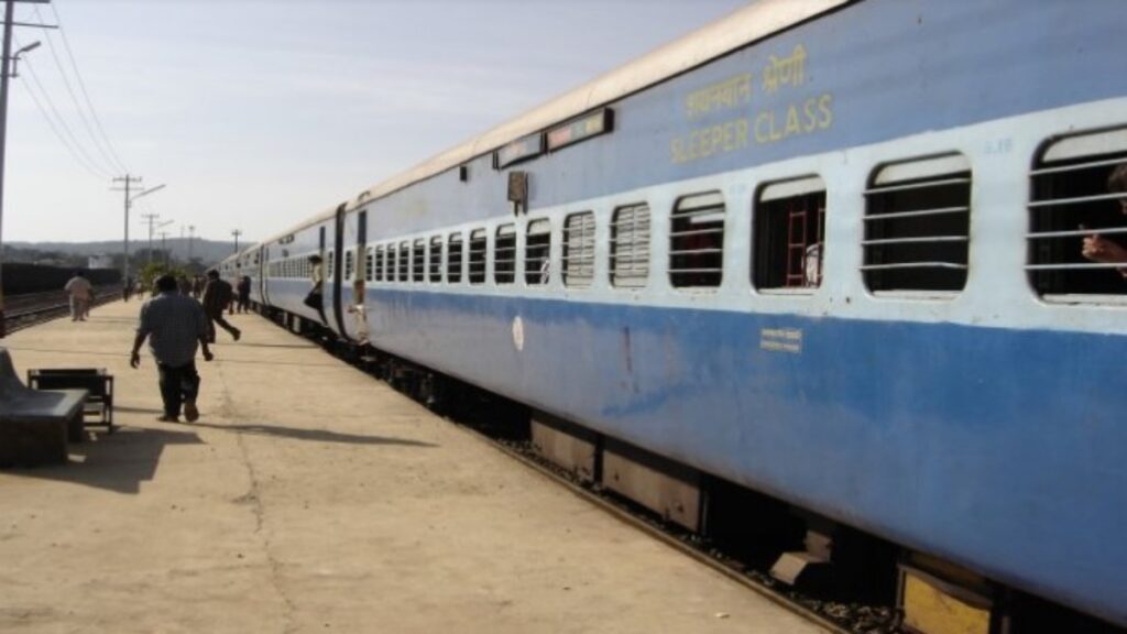 Indian Railways: These trains are canceled from 27 July to 6 August, see the full list - India TV Hindi