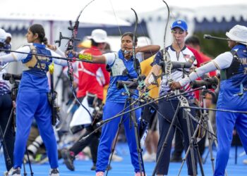 Indian women's team qualifies for quarter finals in archery, hopes of medal high - India TV Hindi
