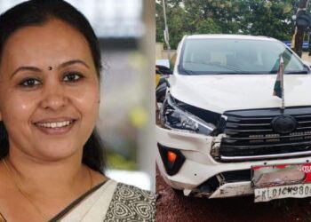 Kerala's health minister met with an accident before reaching Wayanad, admitted to hospital - India TV Hindi